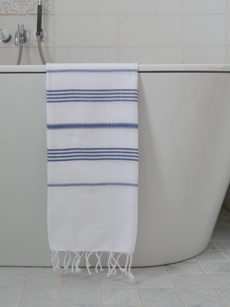 Hammam Peshtemal White Blue