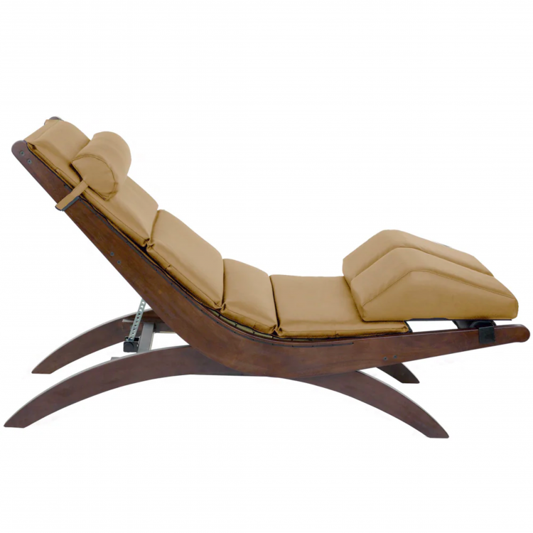 Breath Pedi-Lounge